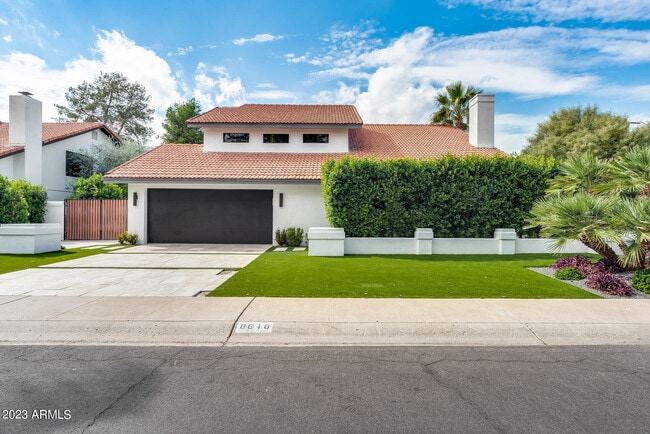 Building Photo - 8618 N Timberlane Dr