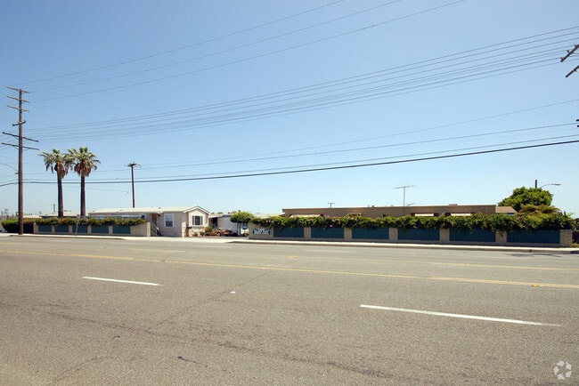 Primary Photo - Golden State Mobile Lodge