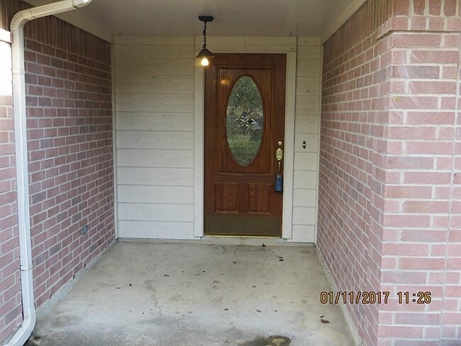 Building Photo - 5418 Baslow Dr