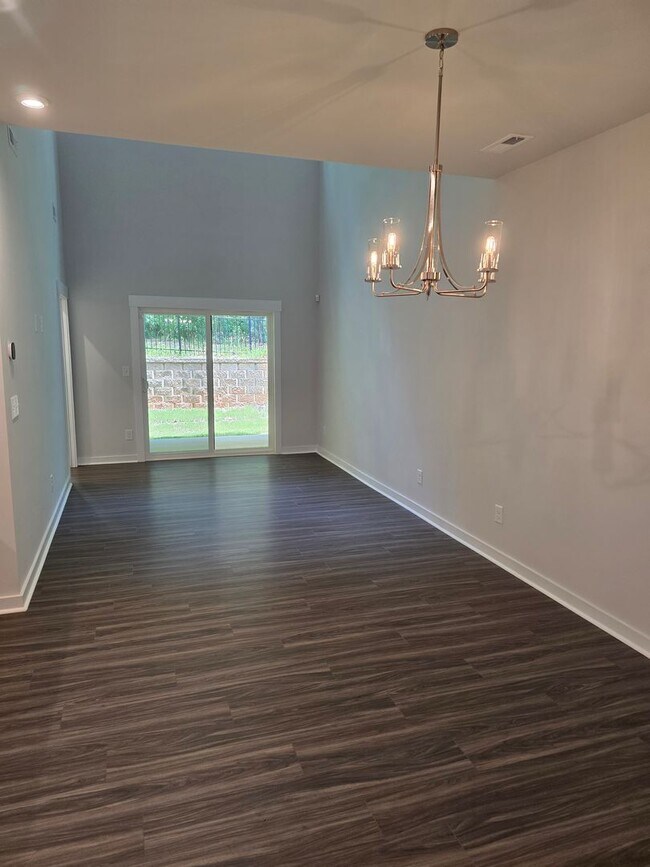 Building Photo - Beautiful New Constuction 3BR/2.5BA Townhouse