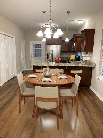 Virtual Staging - 5497 Cedar Ash Crossing