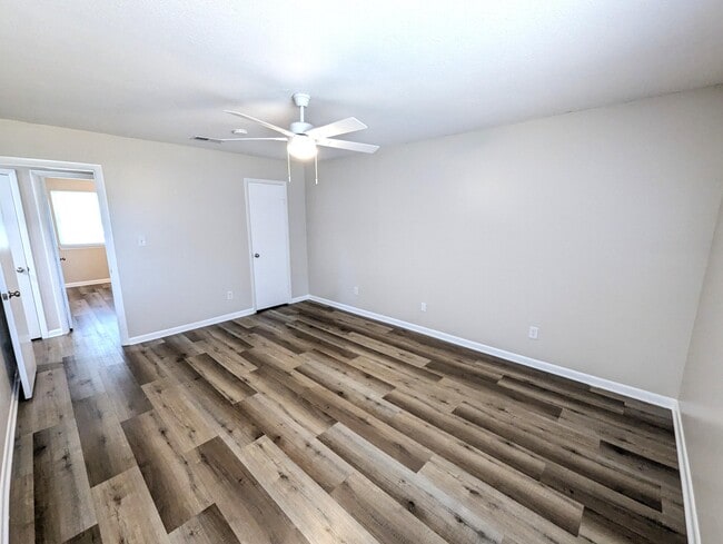 Building Photo - 35 Solar St