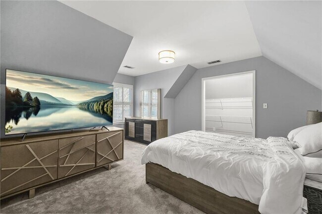 Building Photo - 9800 Foxworth Dr