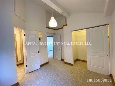 Building Photo - 290 Aspen Dr