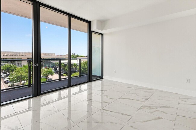 Building Photo - 1179 E Hallandale Beach Blvd