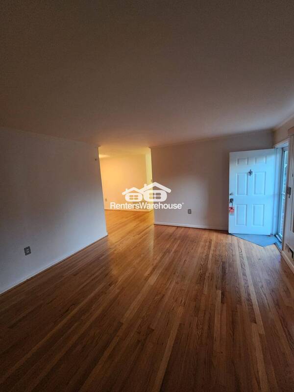 Building Photo - 6728 Ransome Dr