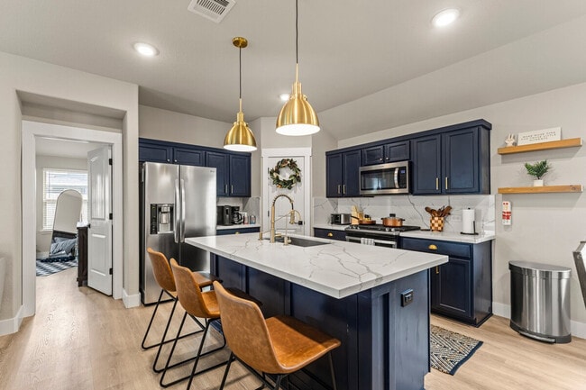 Building Photo - 21627 Calico Bush Trail