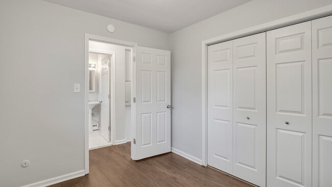 Building Photo - 1617 W Nine Mile Rd