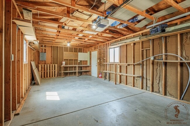 Building Photo - 540 W 8th St