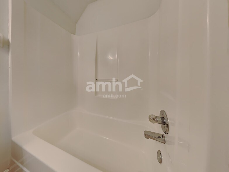 Building Photo - 2604 Wood Sage Cv