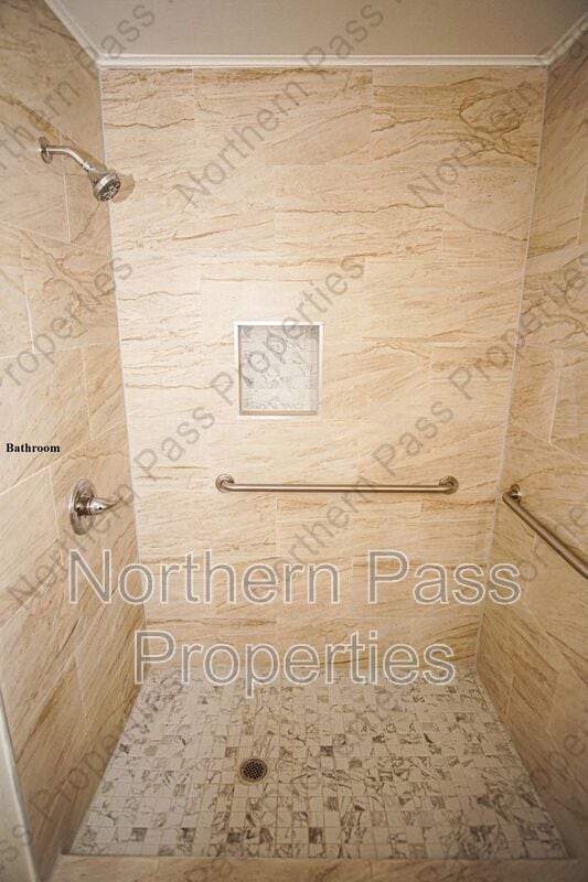 Building Photo - 7320 Dale Rd