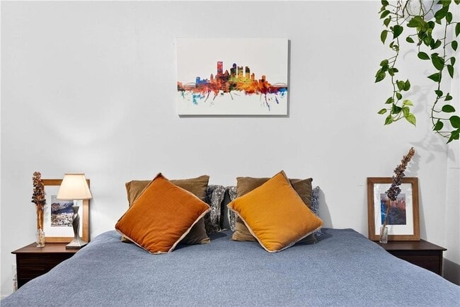 Building Photo - 1411 Glenwood Ave SE