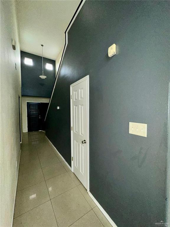 Building Photo - 4218 Vida Grande