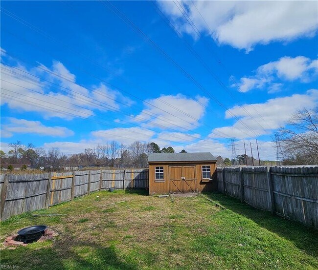 Building Photo - 1236 Richwood Ave