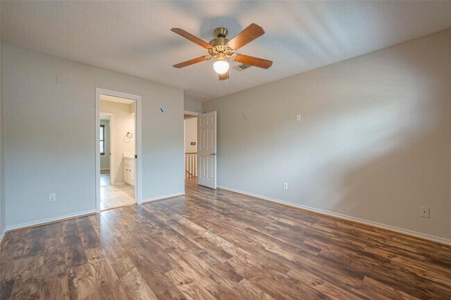 Building Photo - 15511 Rana Ct