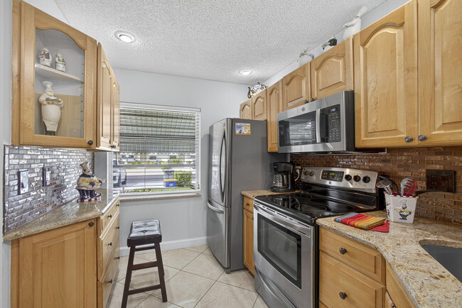 Building Photo - 3402 Theo Way