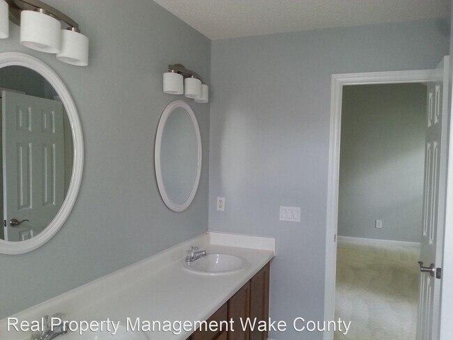 Building Photo - 3 br, 2.5 bath House - 8712 Blakehurst Drive