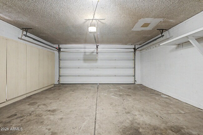 Building Photo - 4401 S Rita Ln