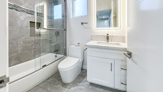 Building Photo - 418 N La Fayette Park Pl