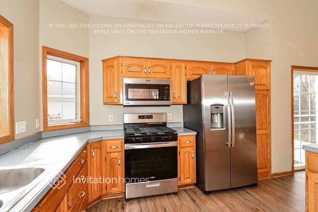 Building Photo - 12272 Quinn St