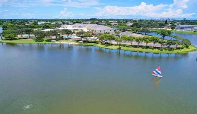 Building Photo - 147 Salisbury G