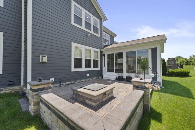 Building Photo - 6412 Dicesare Lp