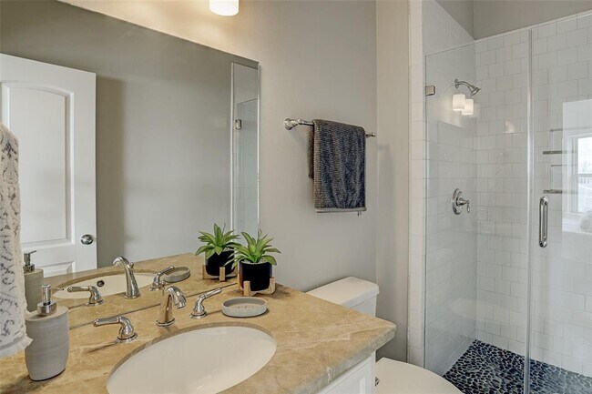Building Photo - 2020 McGowen St