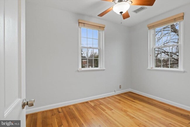 Building Photo - 3263 S Stafford St