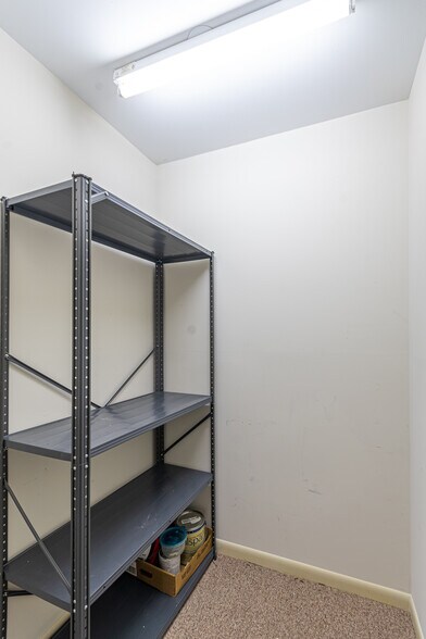 Building Photo - 539 Cloverfield Ln