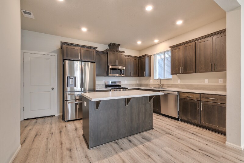 Building Photo - 31547 NW North Ave