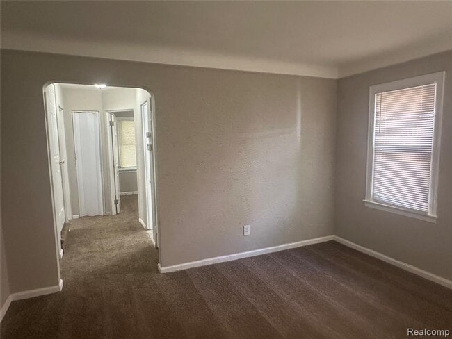 Building Photo - 7777 Auburn St