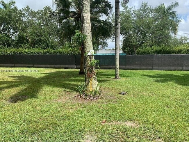 Building Photo - 10700 SW 51st St
