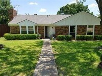 Building Photo - 256 Aspenway Dr