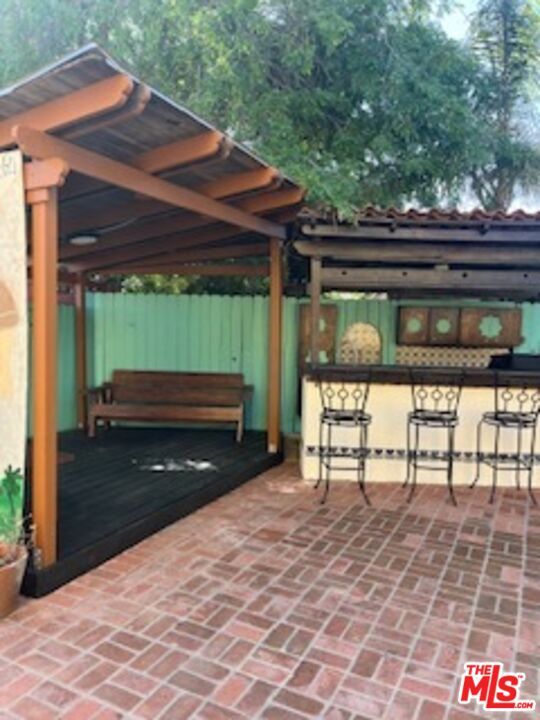 Building Photo - 8302 S Sepulveda Blvd