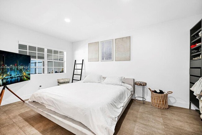 Building Photo - 85 NW 47th St