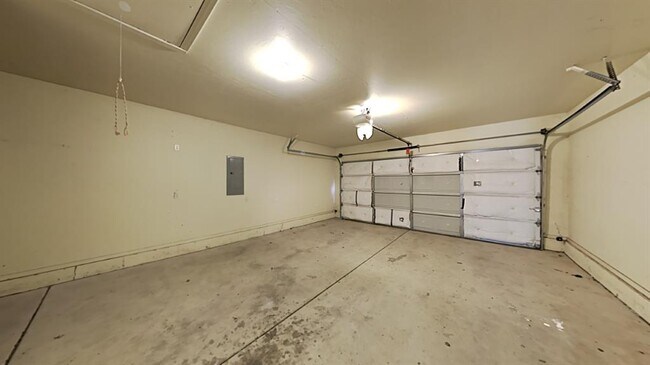 Building Photo - 3804 Catamaran Dr