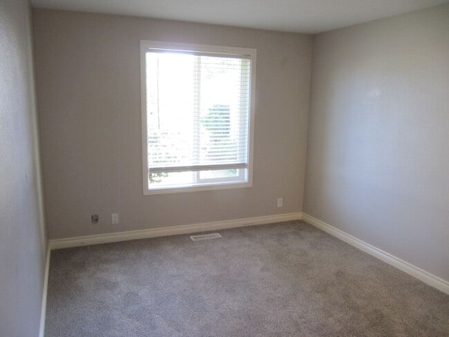 Building Photo - Gardener's Dream on Huge Lot with Landscap...