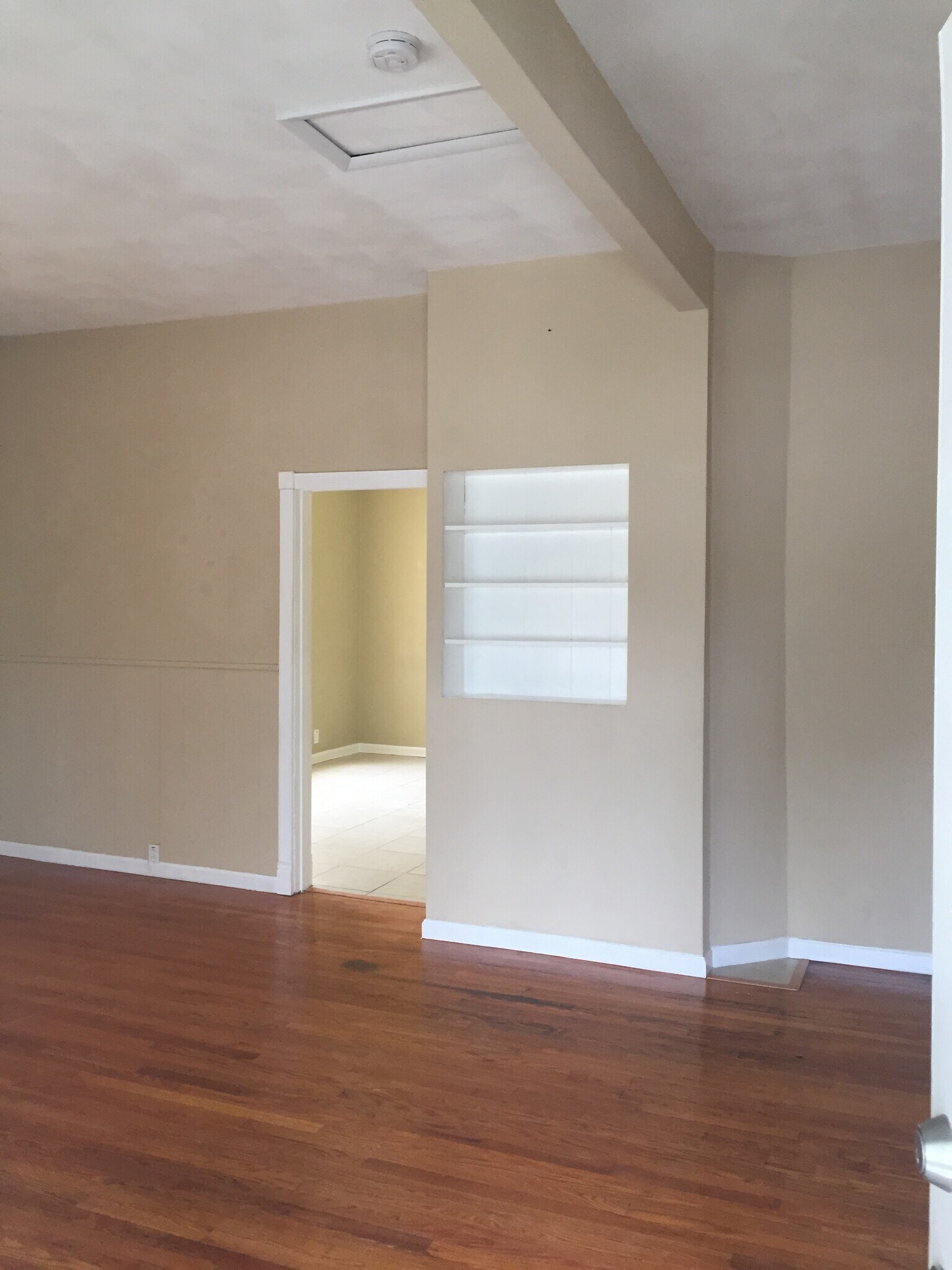 Living Room - 401 S 22nd St