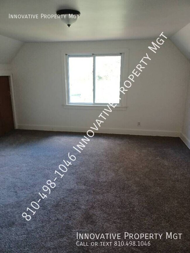 Building Photo - 5288 Richfield-