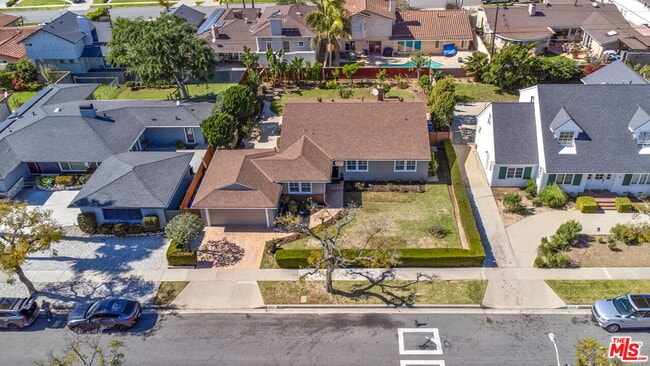 Building Photo - 5911 S Corning Ave