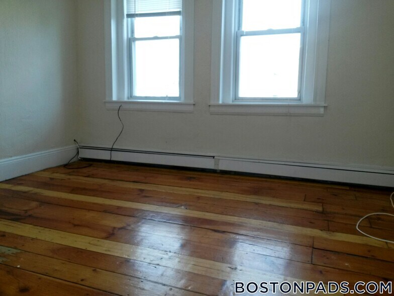 Building Photo - 124 Berkshire St