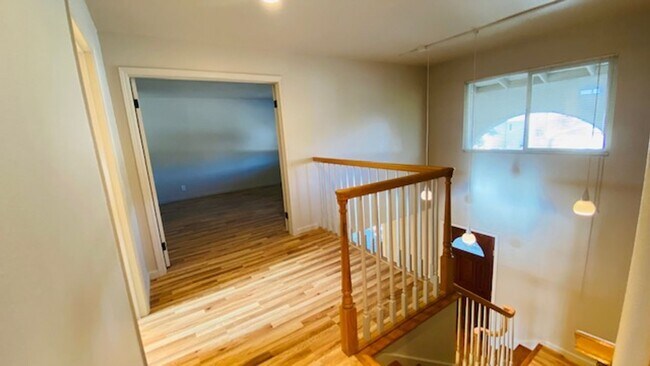 Building Photo - Gorgeous 4BD/2.5BA, Two-Story Home in Casa...