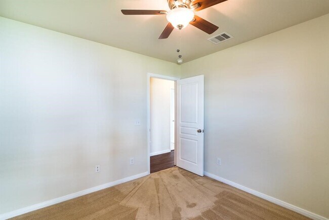 Building Photo - 806 Coffee Mill Creek Ln