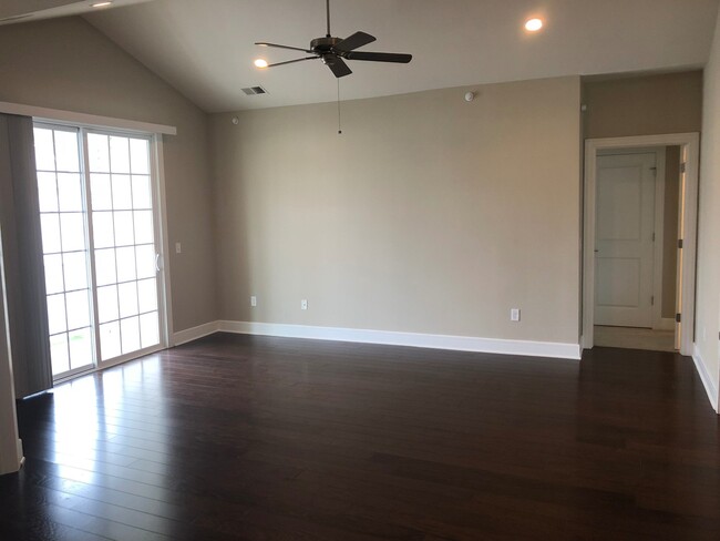 Interior Photo - The Apartments At Weatherby