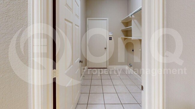 Building Photo - 10236 Marchant Ln