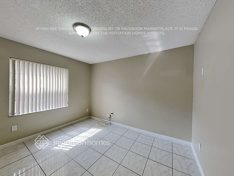 Building Photo - 500 NW 207th Terrace