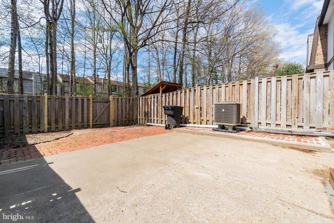 Building Photo - 6028 Forrest Hollow Ln