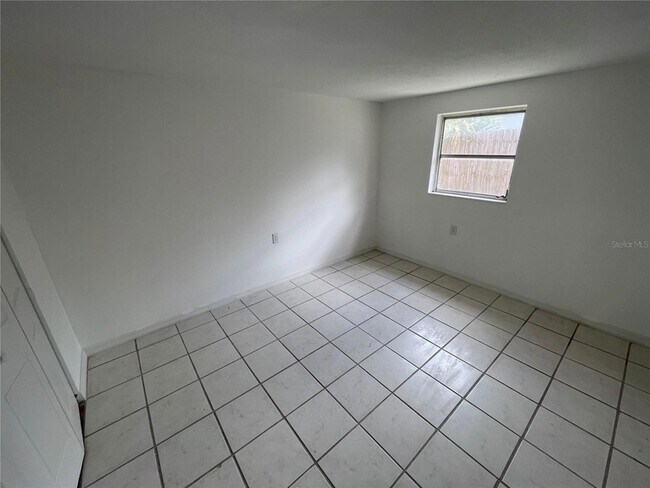 Building Photo - 5321 Avery Rd