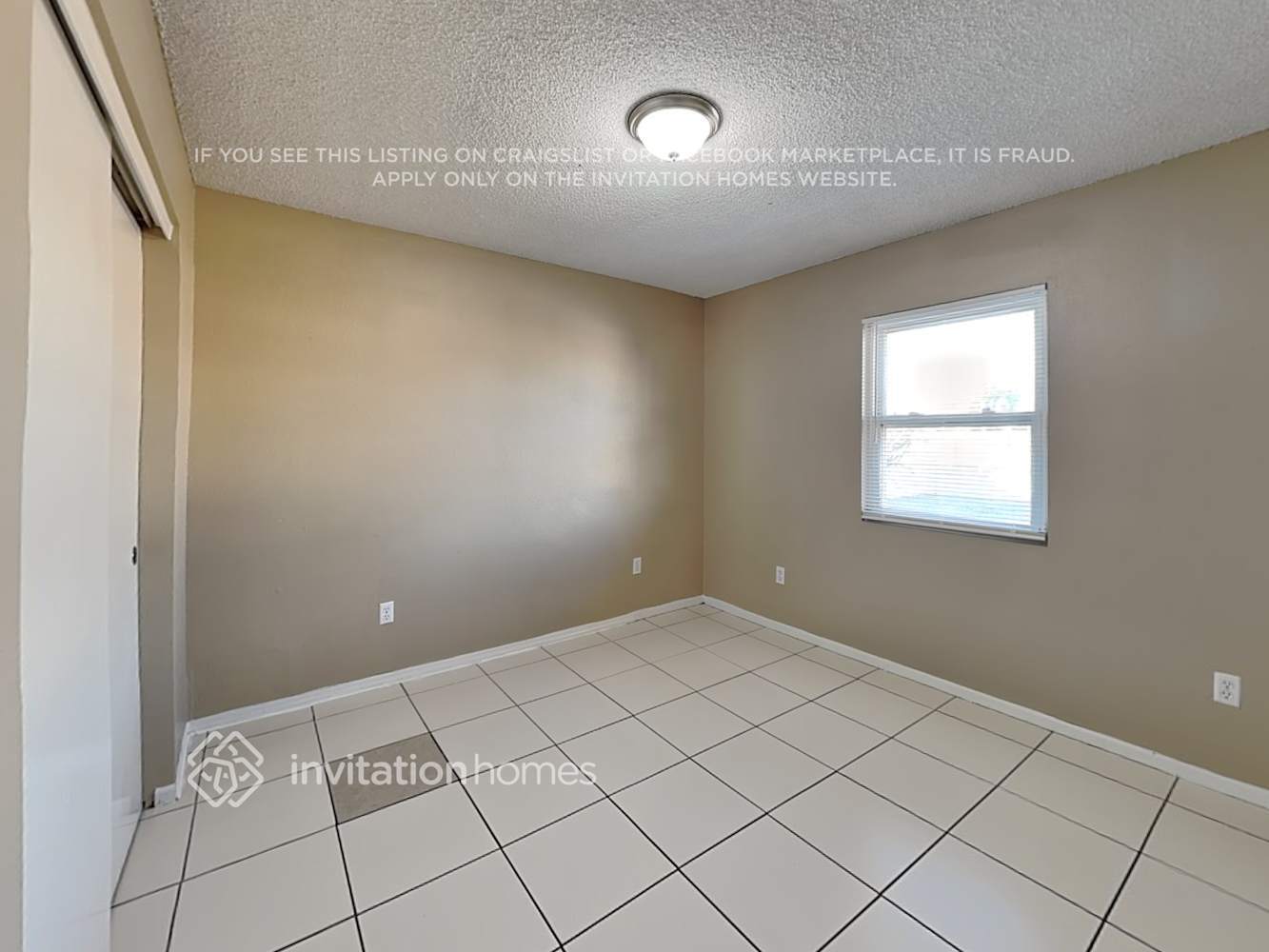 Building Photo - 11511 E Broadway Rd