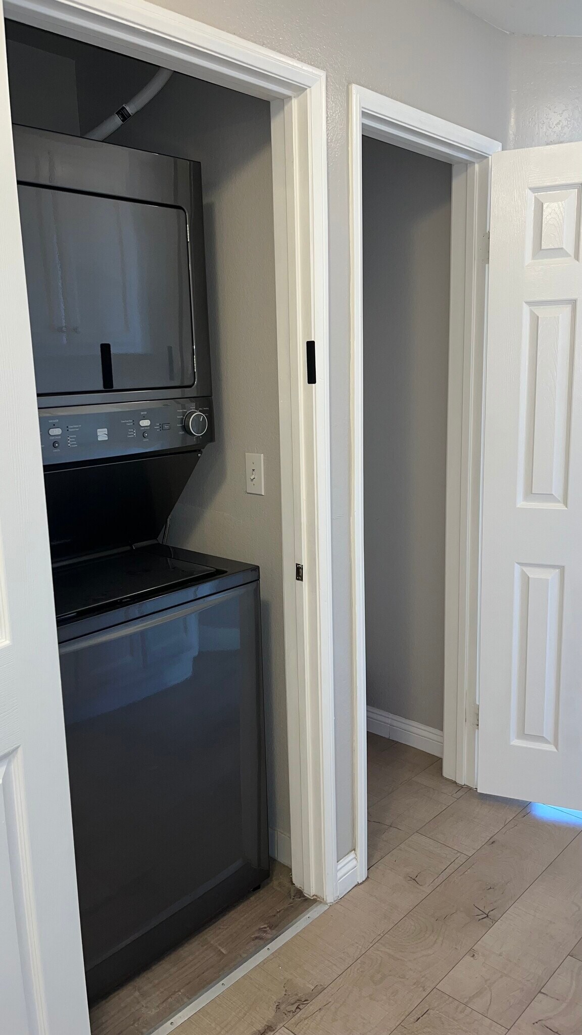 Building Photo - 555 Maine Ave